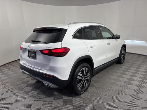 2025 Mercedes-Benz GLA 250 Base 4MATIC