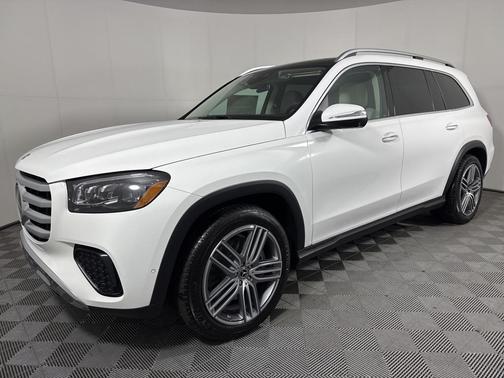 2025 Mercedes-Benz GLS 450 4MATIC
