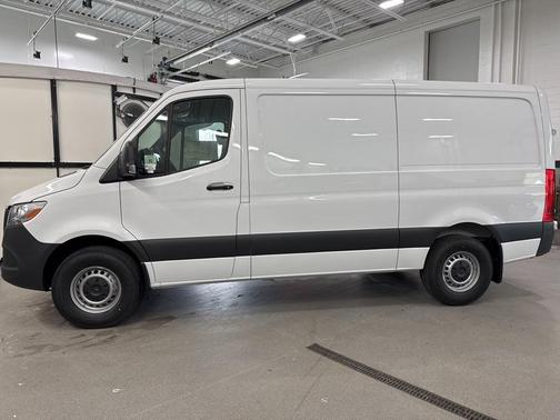 2025 Mercedes-Benz Sprinter 2500