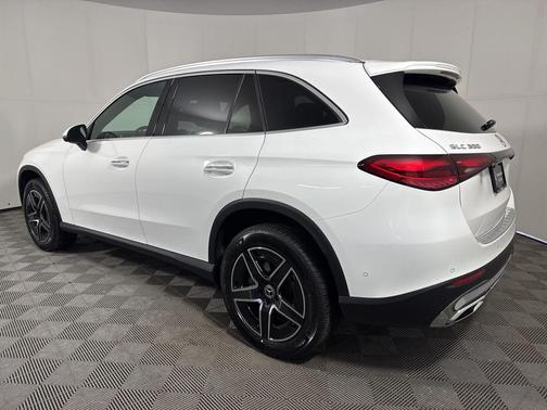 White 2026 Mercedes-Benz GLC 300 Base 4MATIC