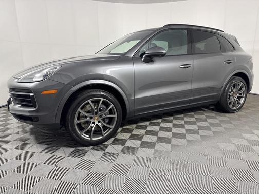 2023 Porsche Cayenne Base