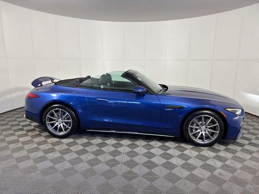 2023 Mercedes-Benz AMG SL 43 Base