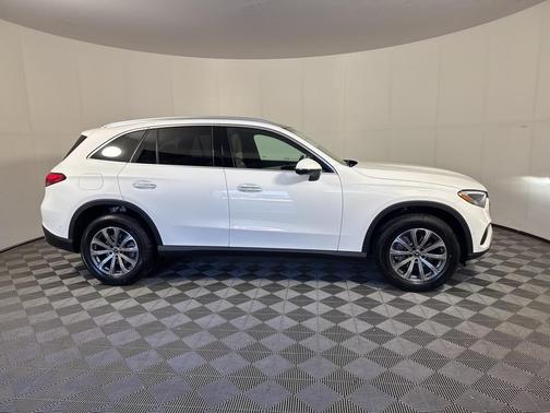 2025 Mercedes-Benz GLC 300 Base 4MATIC