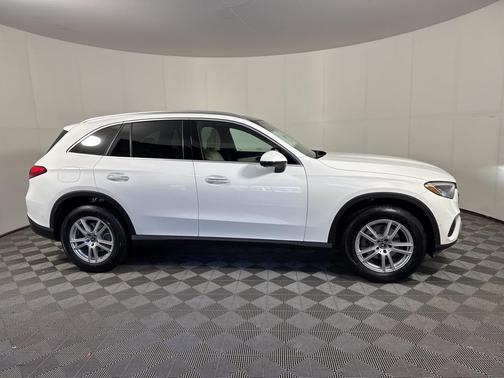 2026 Mercedes-Benz GLC 300 Base 4MATIC