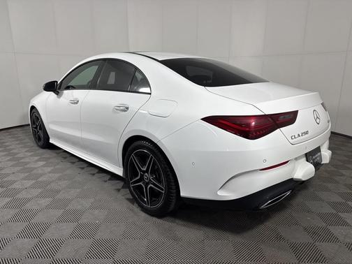 2024 Mercedes-Benz CLA 250 Base 4MATIC