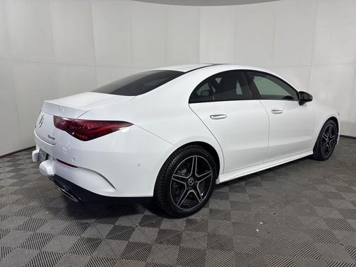 2024 Mercedes-Benz CLA 250 Base 4MATIC