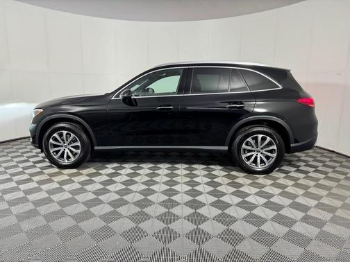 2025 Mercedes-Benz GLC 300 Base 4MATIC
