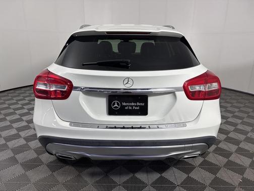 2017 Mercedes-Benz GLA 250 Base 4MATIC