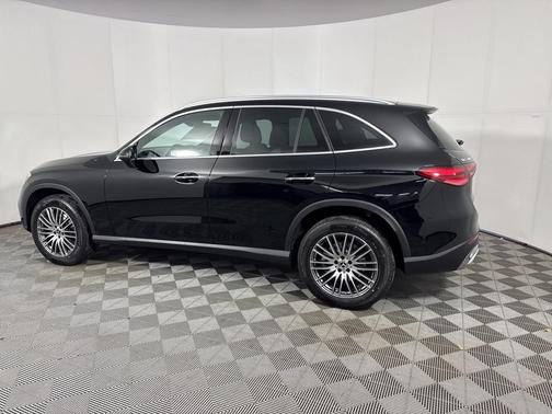 2026 Mercedes-Benz GLC 300 Base 4MATIC