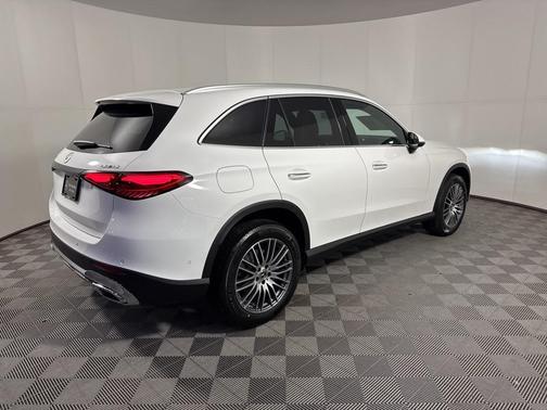 2026 Mercedes-Benz GLC 300 Base 4MATIC