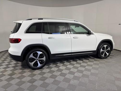 2024 Mercedes-Benz GLB 250 Base 4MATIC