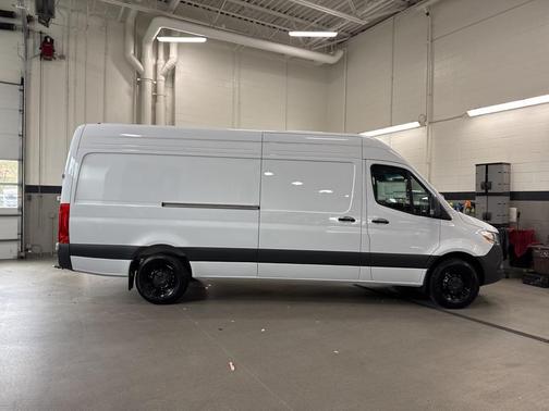 2026 Mercedes-Benz Sprinter 2500 