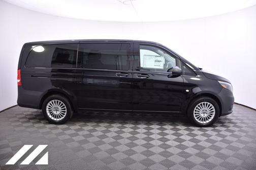 2023 Mercedes-Benz Metris Base