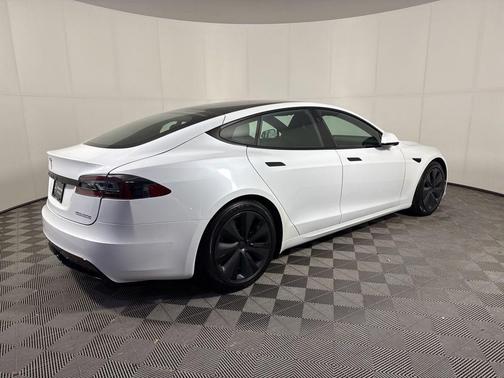 2021 Tesla Model S Long Range