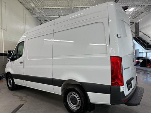 2025 Mercedes-Benz Sprinter 2500