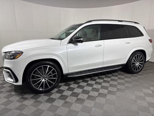 2026 Mercedes-Benz GLS 450 