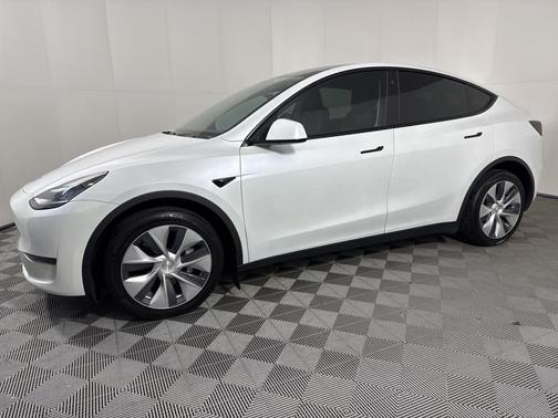 2020 Tesla Model Y Long Range