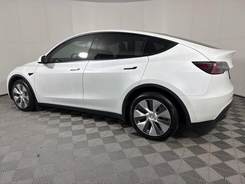 2020 Tesla Model Y Long Range