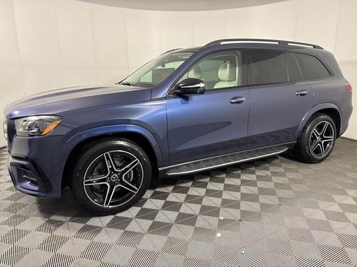 2026 Mercedes-Benz GLS 450 