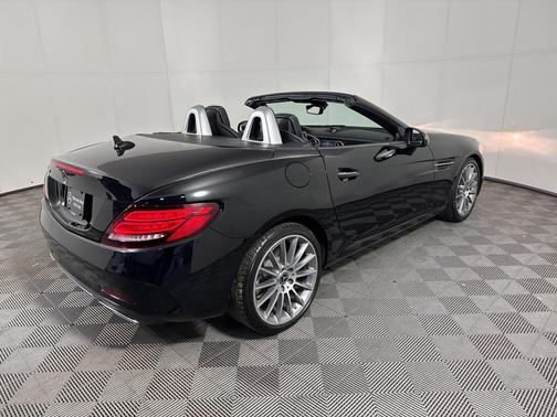 2020 Mercedes-Benz SLC 300 Base