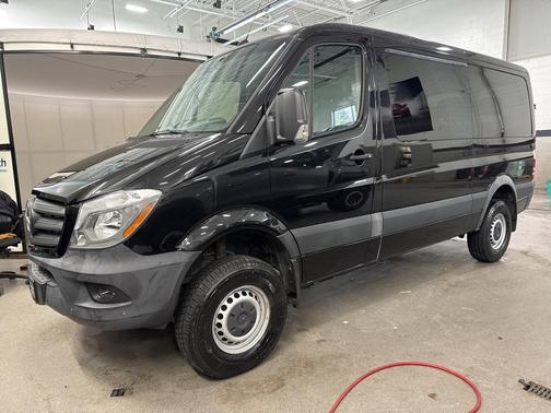 2017 Mercedes-Benz Sprinter 2500 Standard Roof