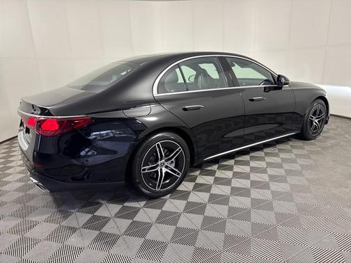 2026 Mercedes-Benz E-Class 350