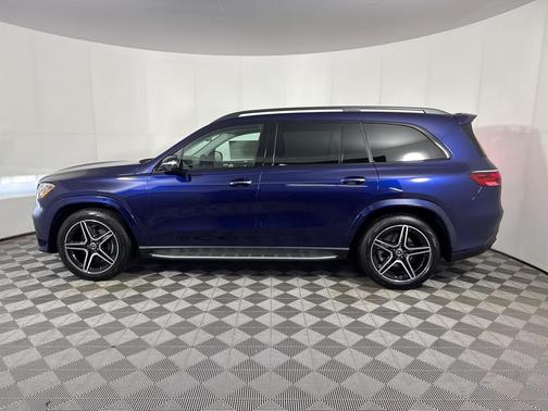 2026 Mercedes-Benz GLS 450 