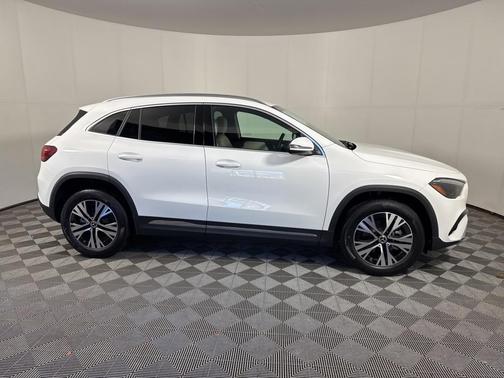 2025 Mercedes-Benz GLA 250 Base 4MATIC