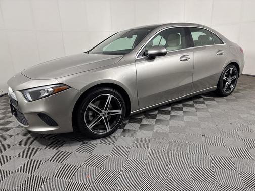 2019 Mercedes-Benz A-Class A 220 4MATIC