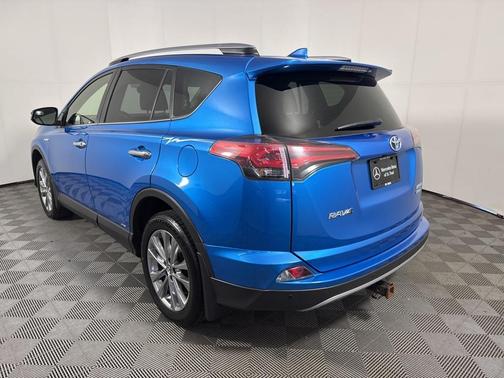 2017 Toyota RAV4 Hybrid Limited