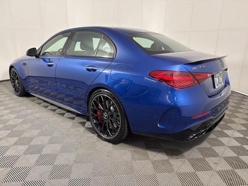 2024 Mercedes-Benz AMG C 63 S E Performance