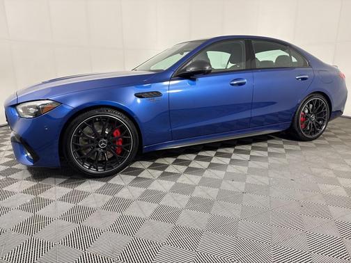2024 Mercedes-Benz AMG C 63 S E Performance