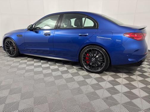 2024 Mercedes-Benz AMG C 63 S E Performance