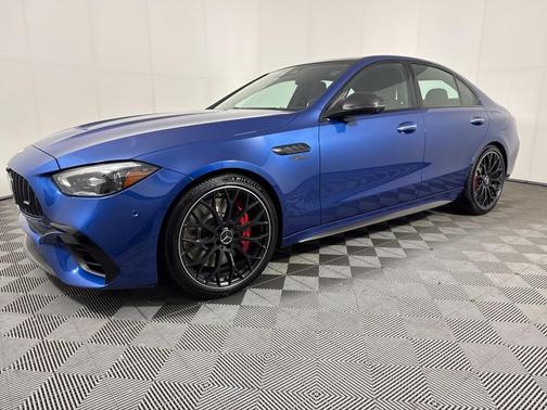 2024 Mercedes-Benz AMG C 63 S E Performance