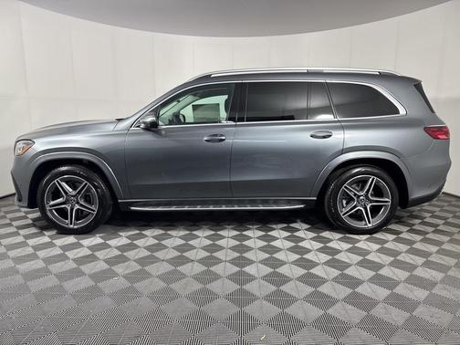2026 Mercedes-Benz GLS 450 