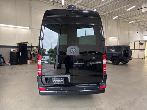 2016 Mercedes-Benz Sprinter 3500 170 WB