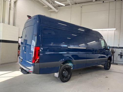 2026 Mercedes-Benz Sprinter 2500 High Roof