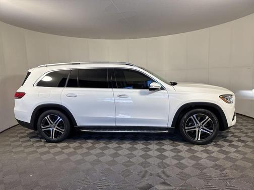 2023 Mercedes-Benz GLS 450 4MATIC