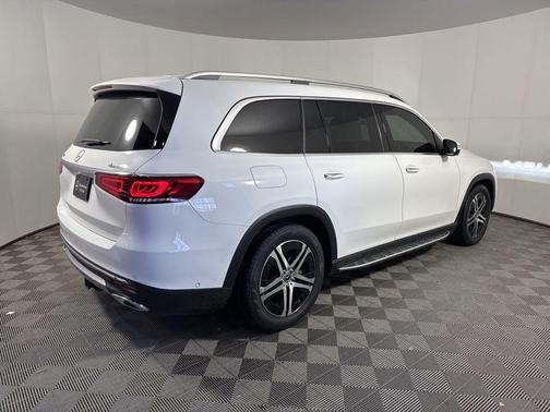 2023 Mercedes-Benz GLS 450 4MATIC