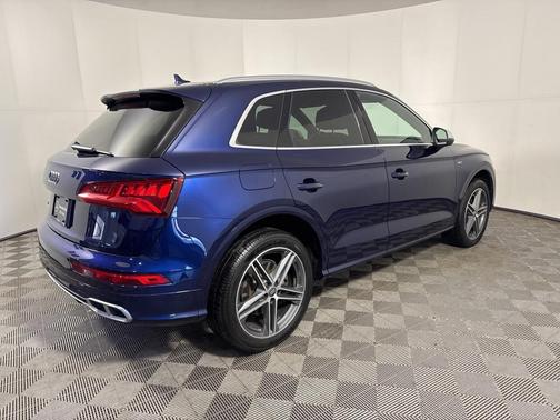 2018 Audi SQ5 3.0T Premium Plus