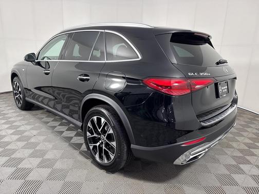 2025 Mercedes-Benz GLC 350e Base 4MATIC