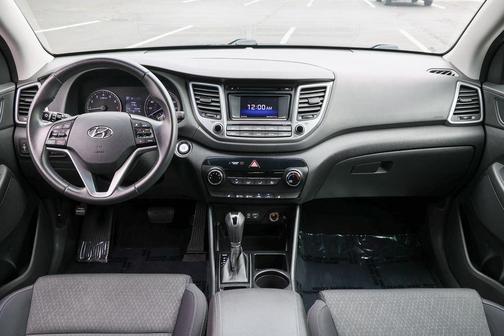 Black Noir Pearl 2017 Hyundai TUCSON Sport