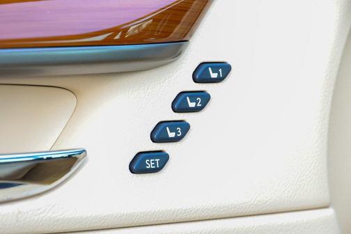 2013 Lexus ES 300h Base