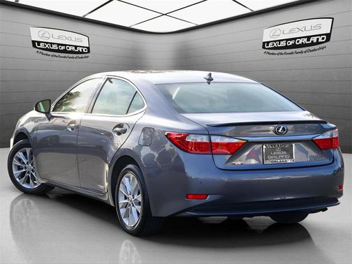 2013 Lexus ES 300h Base