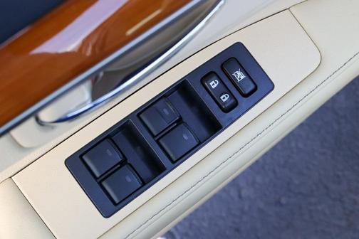 2013 Lexus ES 300h Base