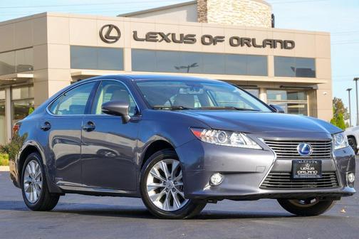 2013 Lexus ES 300h Base