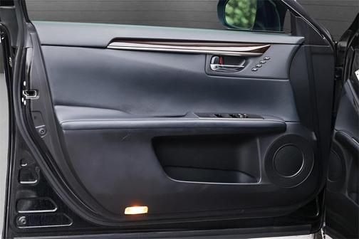 2018 Lexus ES 350 Base