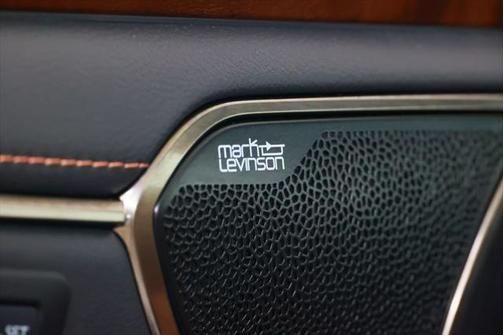 2022 Lexus ES 300h Luxury