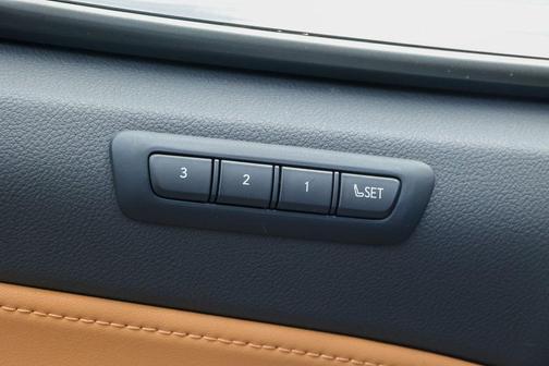 2022 Lexus NX 350h Premium