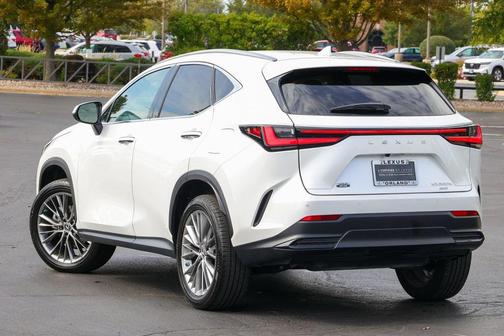2022 Lexus NX 350h Premium